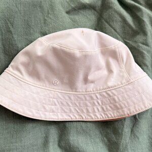 Lululemon Both Ways Bucket Hat cream/white and orange S/M
